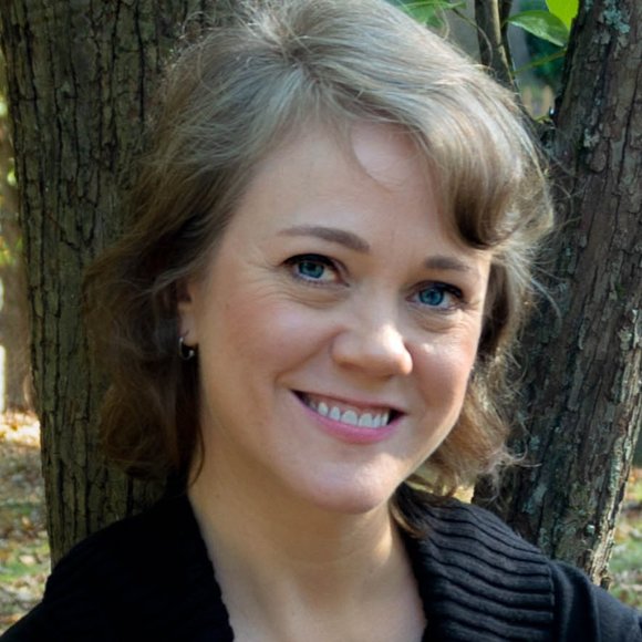 Meet your Posher, Ashlee - Picture 2 of 4